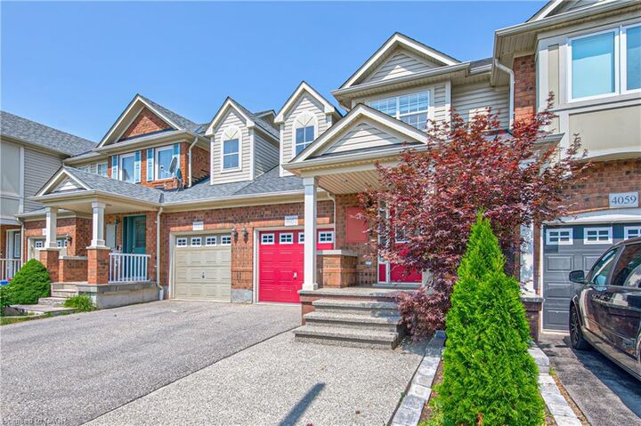 Property Photo: 4057 Donnic Drive ON L7M 0A5