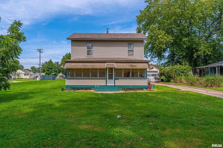 Property Photo:  234 2nd Street  IL 62656 