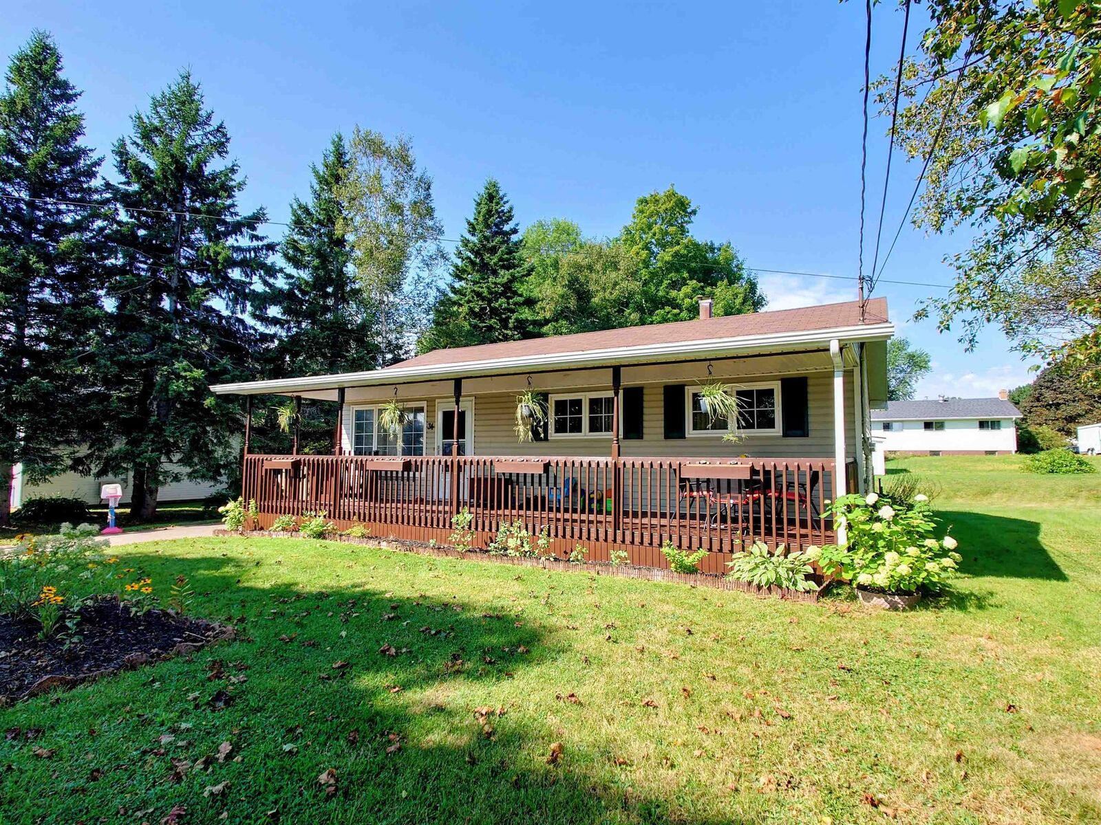 Property Photo:  34 Lockwood Drive  PE C1N 4R5 