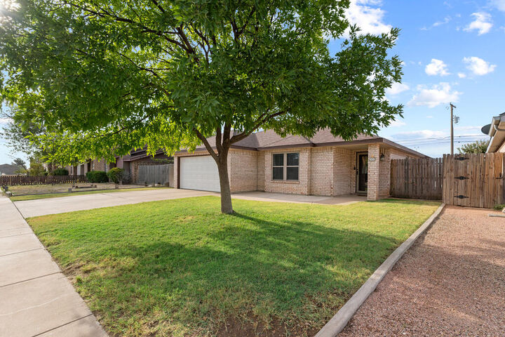 Property Photo: 3926 Scott St TX 79762