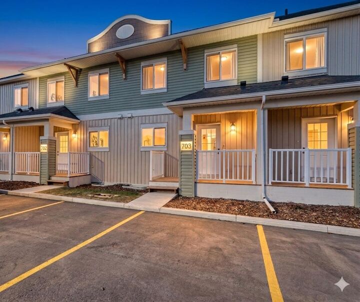 Property Photo:  1002 Clover Road  AB T0M 0N0 