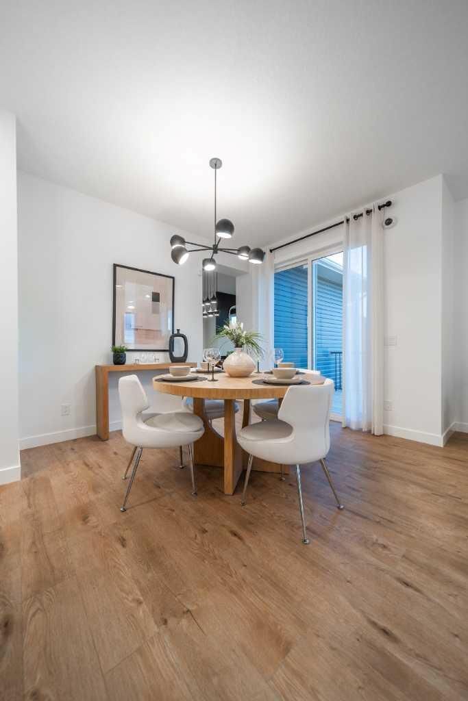 Property Photo:  221 Southbow Drive  AB T4C 3J9 