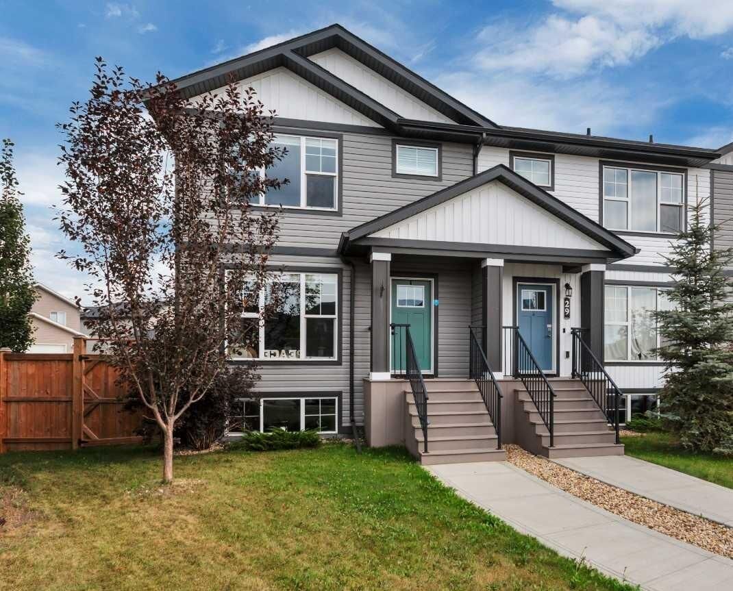 Property Photo:  30 Hawthorn Place  AB T4S 0S2 