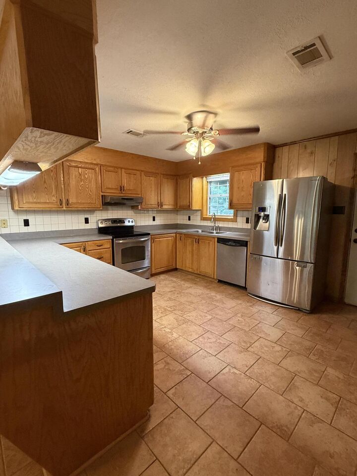 Property Photo:  156 Kelley  LA 71446 