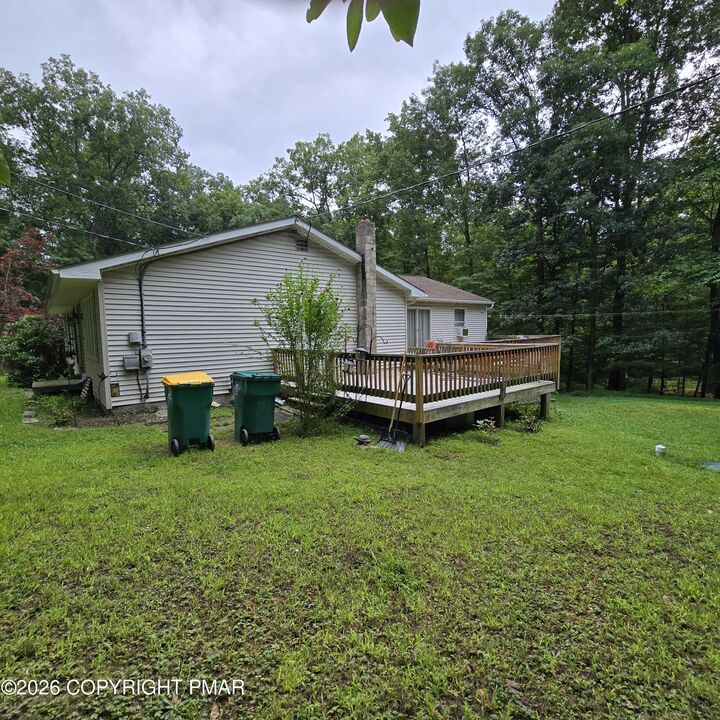 Property Photo: 191 Hemlock Road PA 18372