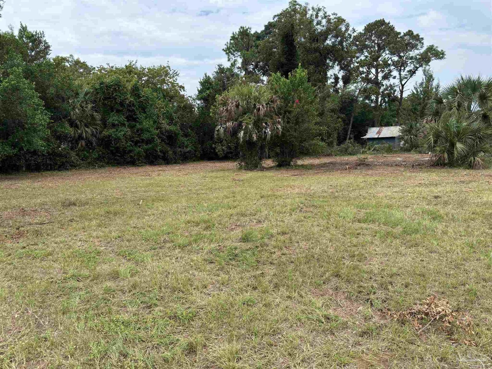 Property Photo:  2117 2119 2121 N W St  FL 32505 