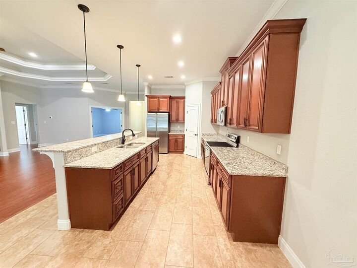 Property Photo:  7271 Bill-N-Ira Trl  FL 32566 
