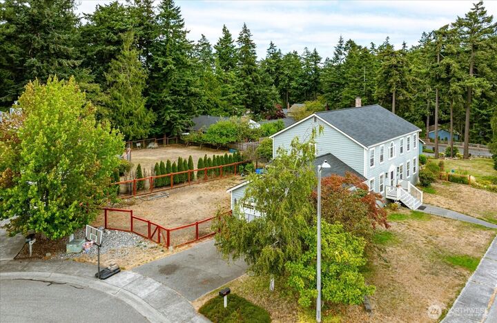 Property Photo: 1270 SW 4th Avenue WA 98277