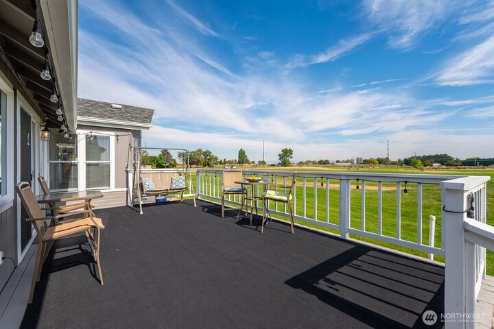 Property Photo: 17693 NW Road 5 51 WA 98848