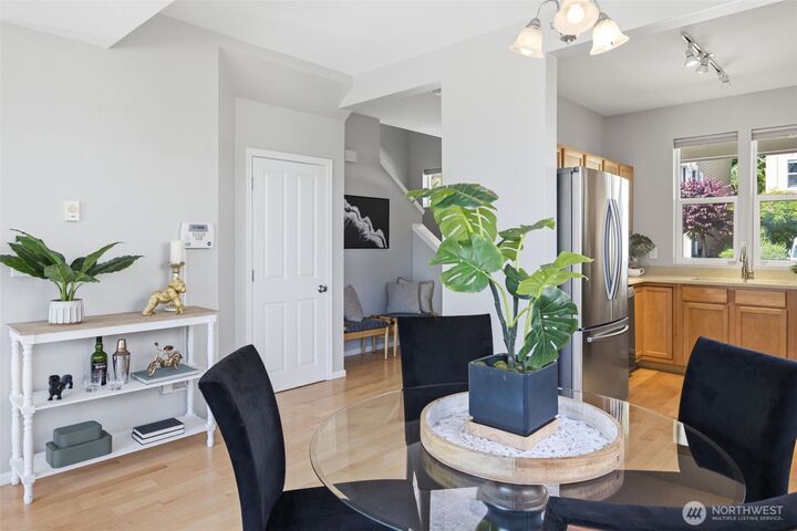 Property Photo:  7624  39th Avenue S  WA 98118 