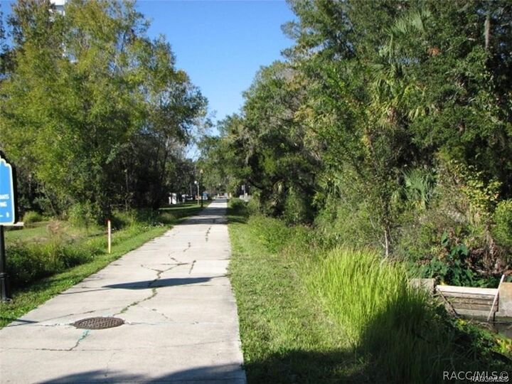 Property Photo: 500 NE 2nd Avenue FL 34429