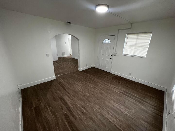 Property Photo: 101 NW 13th Avenue FL 33435
