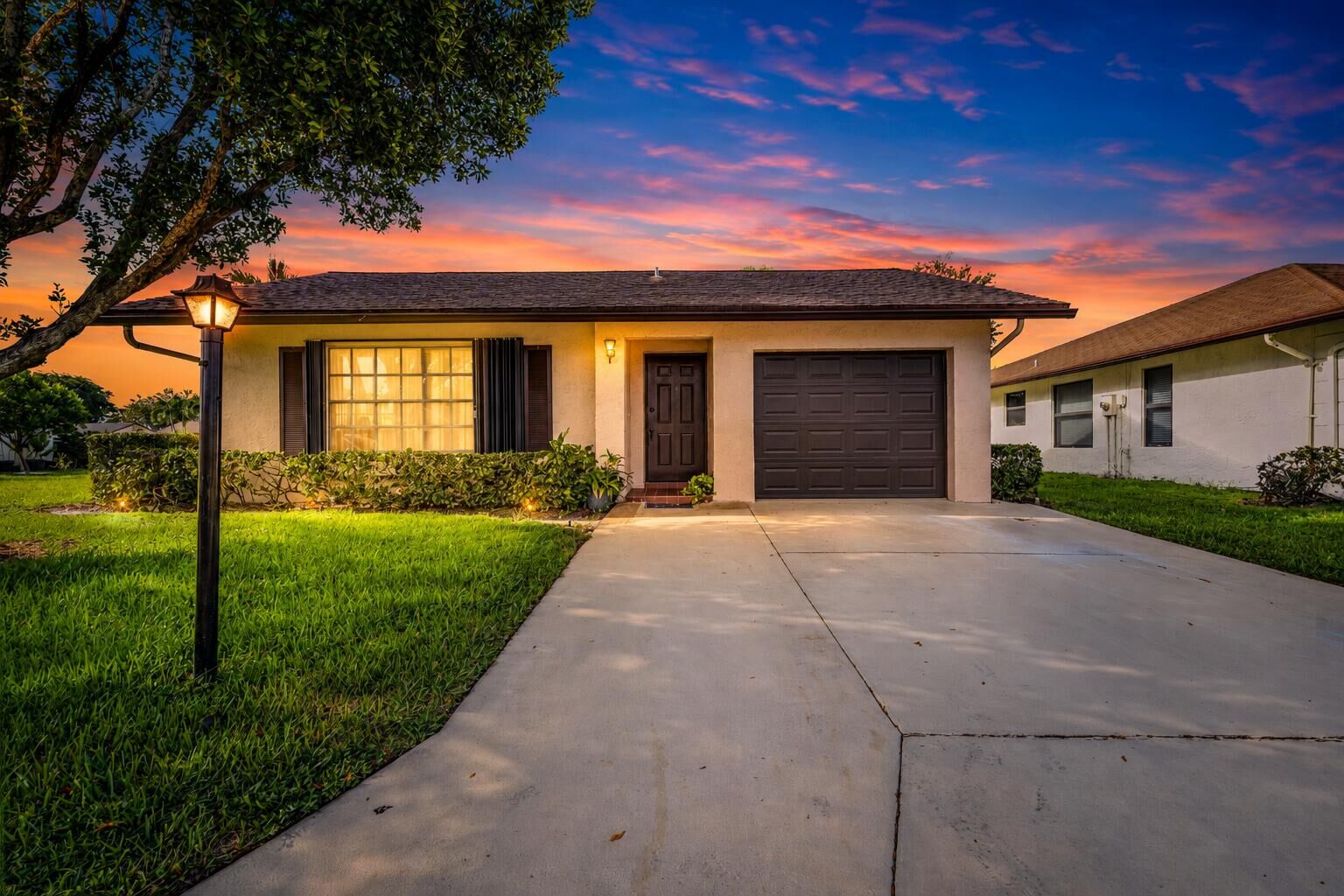 Property Photo: 6254 Blue Baneberry Lane FL 33463