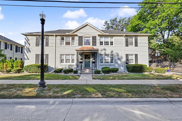 Property Photo: 726 S Military Street MI 48124