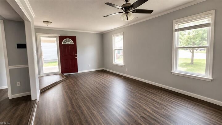 Property Photo:  851 Weyanoke Ln  VA 23608 