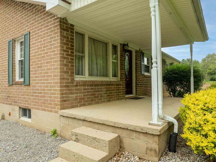 Property Photo: 6474 Abington Pike IN 47374