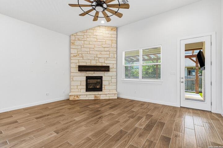 Property Photo:  2233 Hoja  TX 78132 