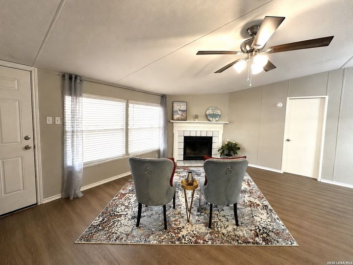 Property Photo: 7939 Whartons Dock Rd TX 78003