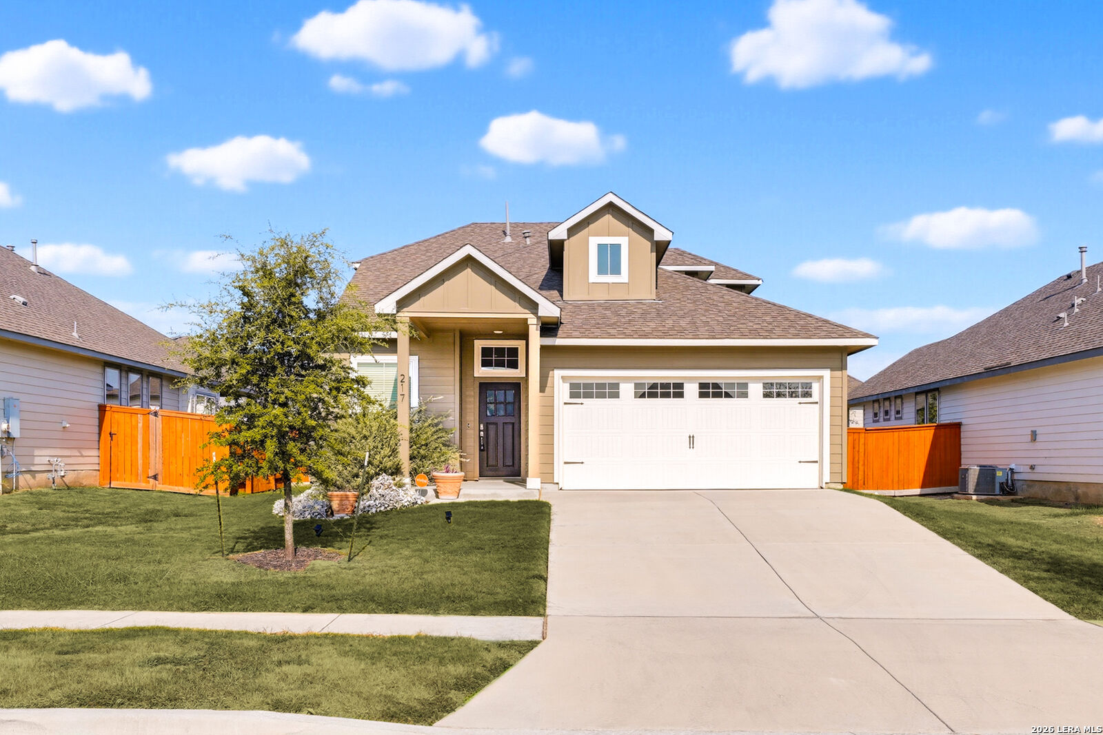Property Photo: 217 Snowbell TX 78666