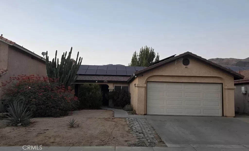 Property Photo:  511 Cypress  CA 92583 