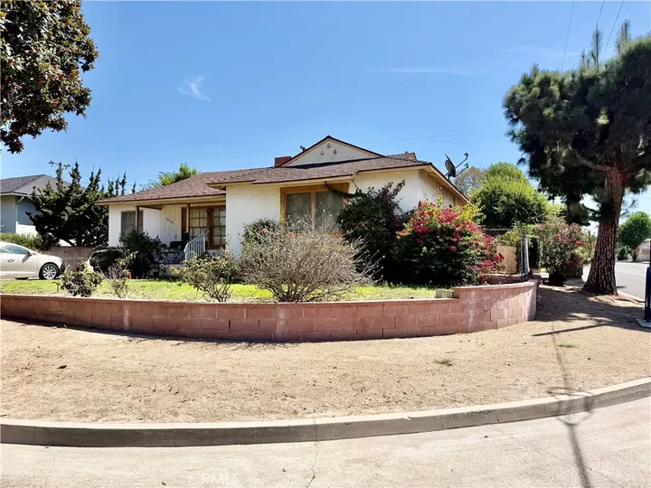 Property Photo:  10166 Pounds Ave.  CA 90603 