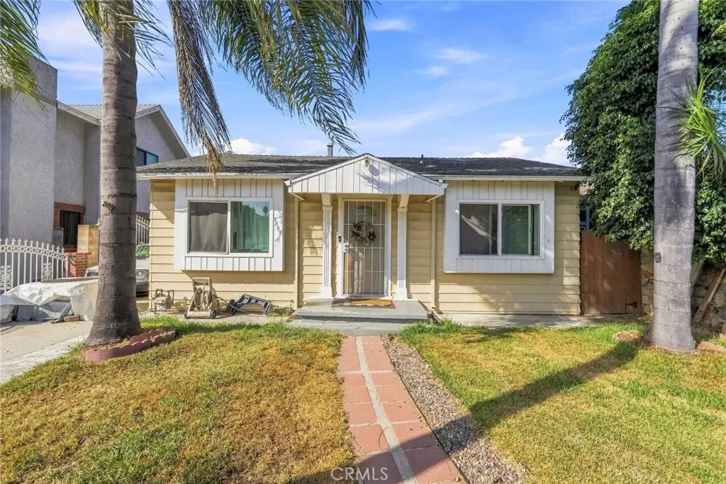 Property Photo: 3853 Josephine CA 90262