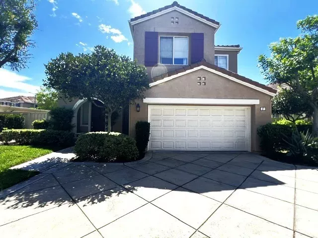 Property Photo:  27 Del Sonterra  CA 92606 