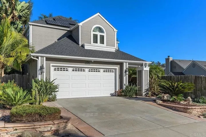 Property Photo:  1731 Calle Platico  CA 92056 
