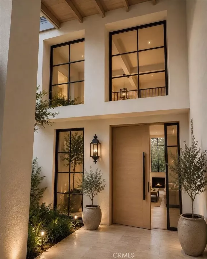 Property Photo: 10 Rue Valbonne CA 92660
