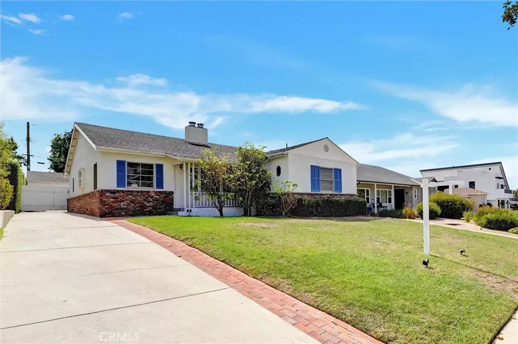 Property Photo:  530 Andover  CA 91504 