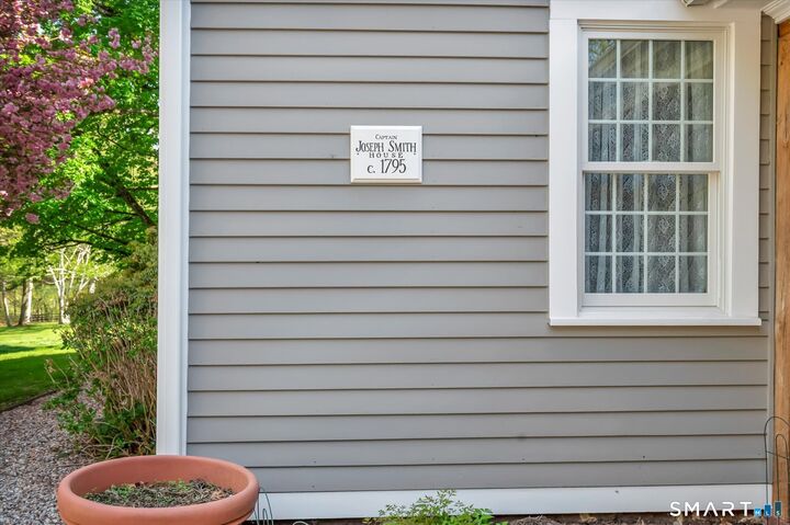 Property Photo: 122 Nooks Hill Road CT 06416