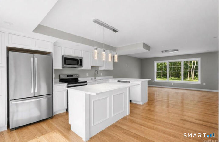 Property Photo: 15 Colby Court B CT 06515