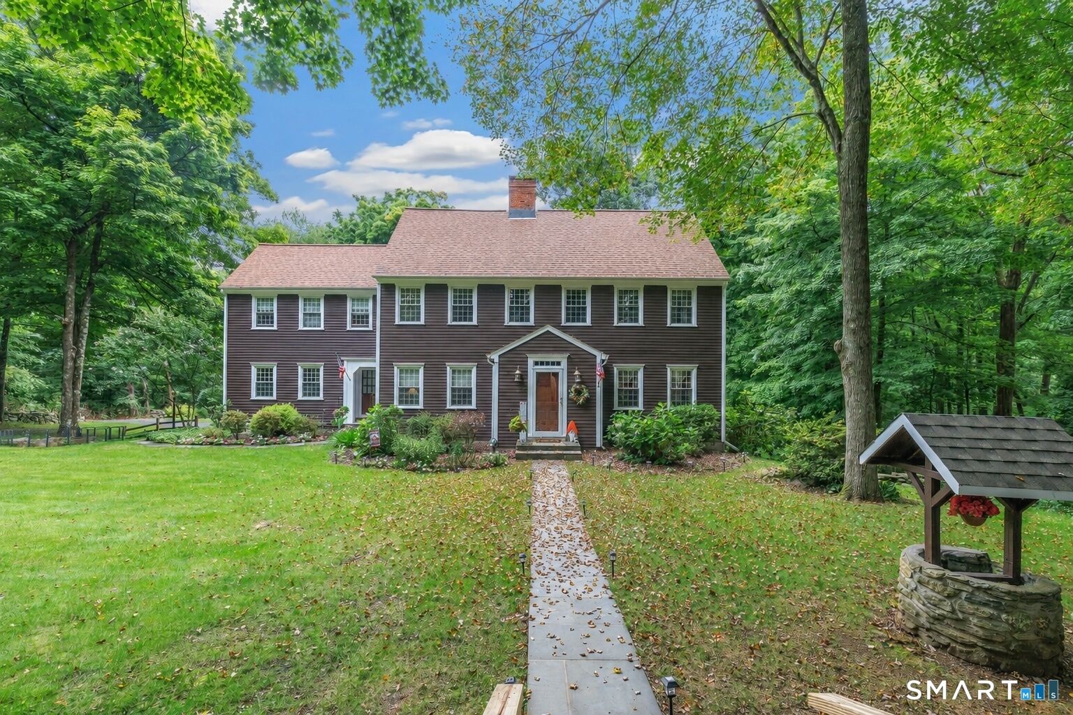 Property Photo: 132 Hammertown Road CT 06468