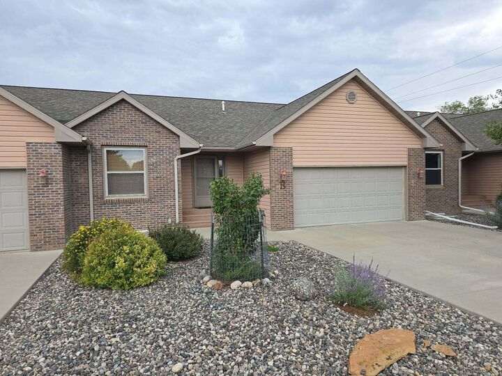 Property Photo: 918 Highland Avenue B WY 82801
