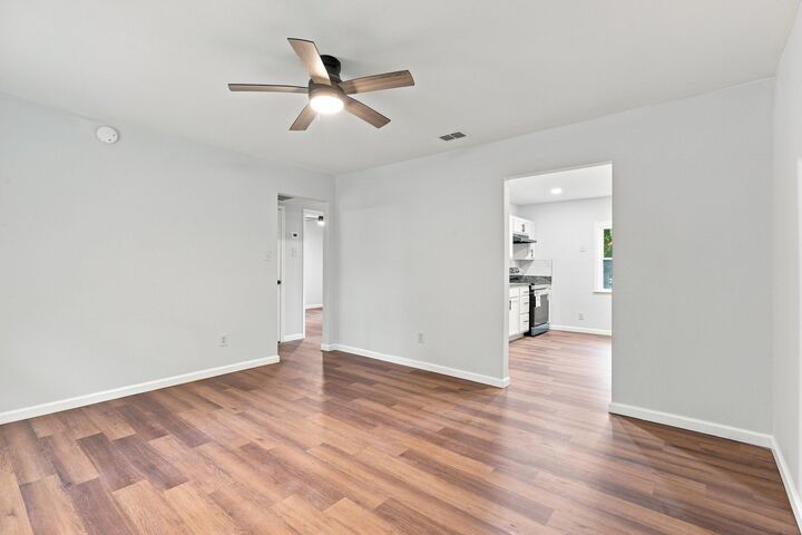 Property Photo:  532 Laura Lee Avenue  FL 32301 