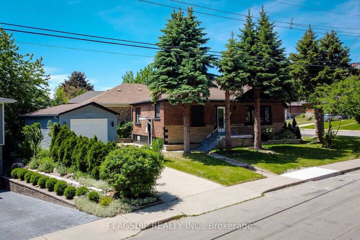 Property Photo:  292 Glenholme Avenue  ON L8K 3M3 