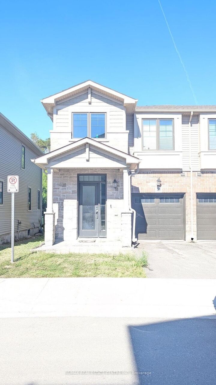 Property Photo:  100 Hollywood Court 49  ON N1R 0C5 