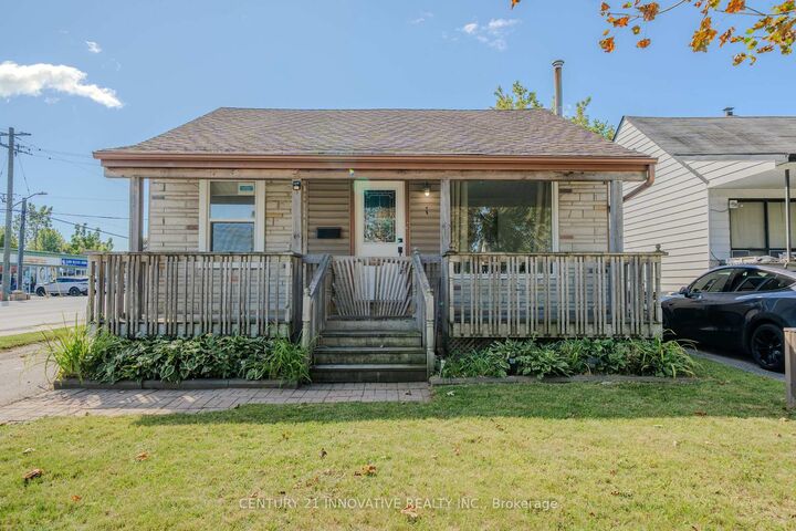 Property Photo:  1 Edward Street  ON L1S 1T7 