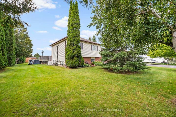 Property Photo:  6 Hamilton Drive  ON L0A 1A0 