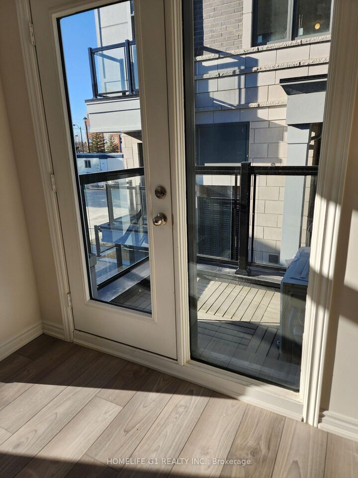 Property Photo:  60 Halliford Place  ON L6P 4R1 