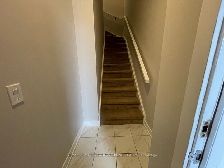 Property Photo:  3058 Sixth Line 308  ON L6M 1P8 