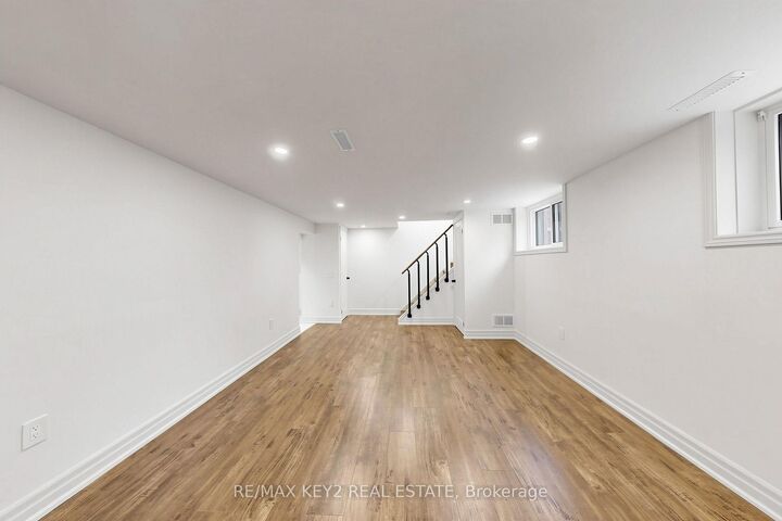 Property Photo:  707 Walnut Street W Bsmt  ON L1N 2W9 