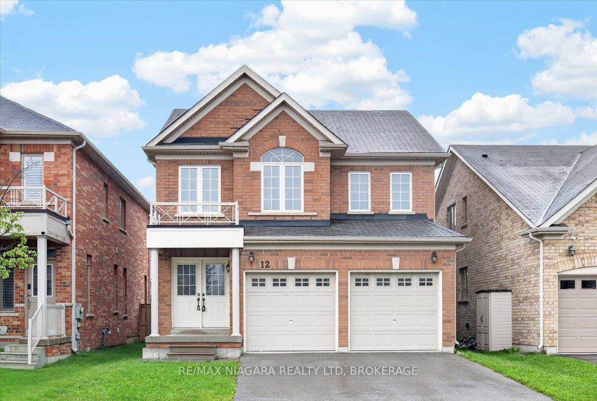 Property Photo:  12 Fred Fisher Crescent  ON L2P 0A9 