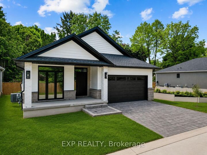 Photo de la propriété: Lot 11 Head Street N ON N7G 2K2