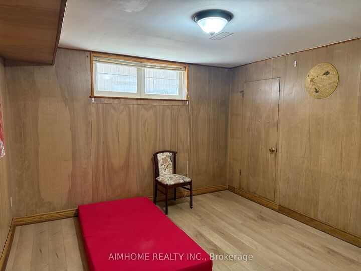 Property Photo:  72 La Rose Avenue Bsmt #2  ON M9P 1B1 
