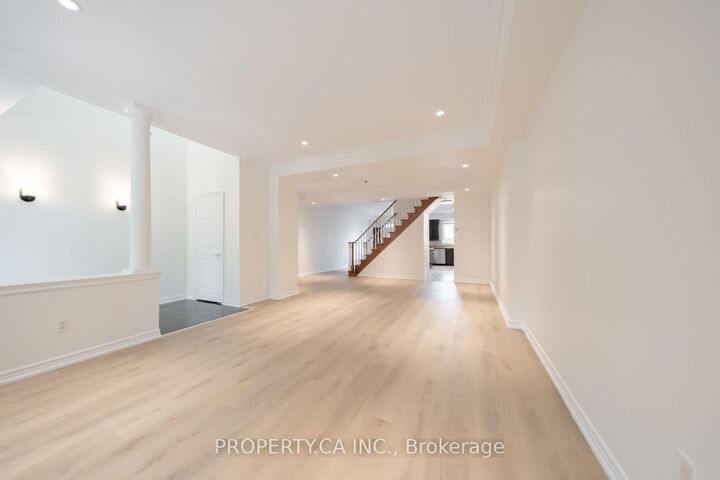 Property Photo:  50 Winners Circle  ON M4L 3Z7 