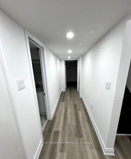 Property Photo:  20 Quinton Ridge Basement Unit  ON L6Y 6J4 