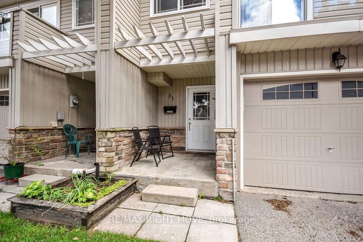 Property Photo:  12 Lankin Boulevard 31  ON L3V 6T2 