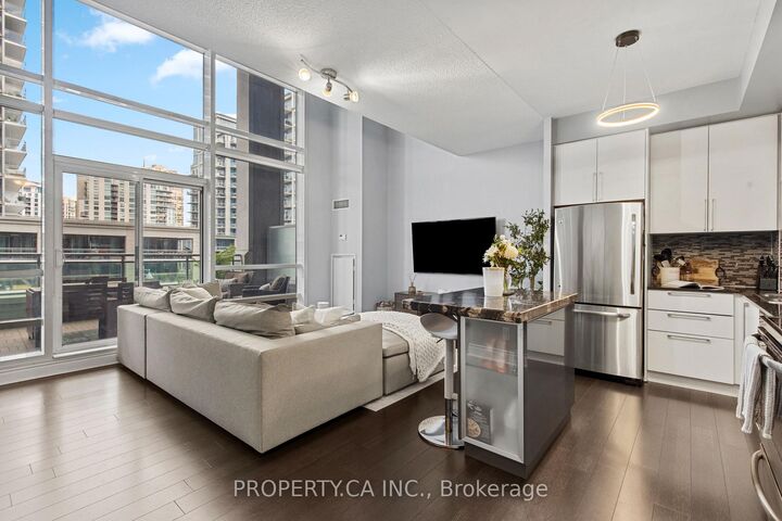 Property Photo:  16 Brookers Lane 211  ON M8V 0A5 
