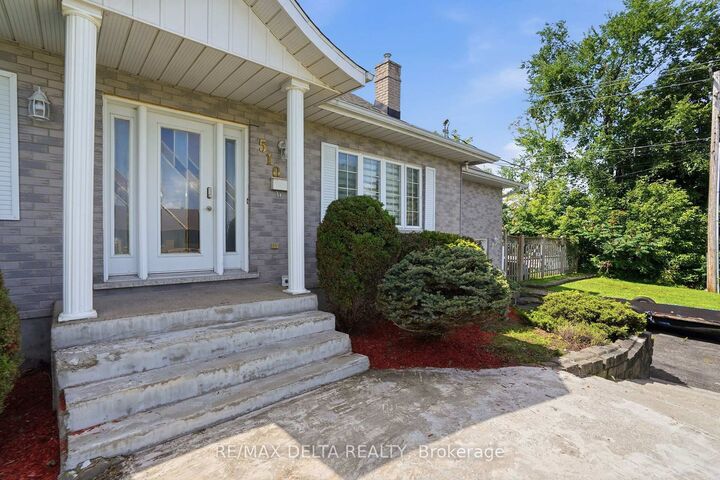 Property Photo:  510 Stevens Street  ON K6A 3J3 